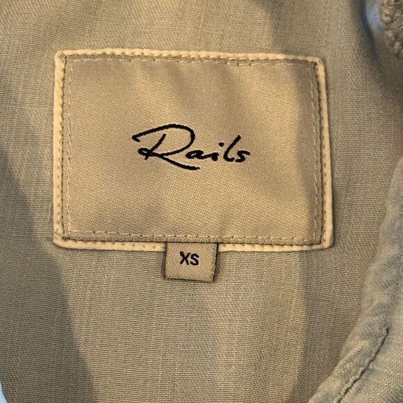 Rails Women’s Light Blue Cold Shoulder Button Down Shirt - Size XS - Picture 7 of 9